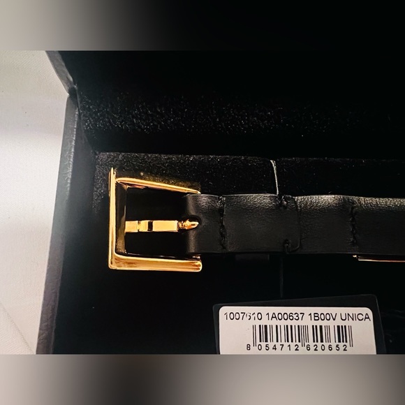 Versace Greca-Charm Black & Gold Detailed Buckle Adjustable Leather Bracelet - Picture 8 of 13